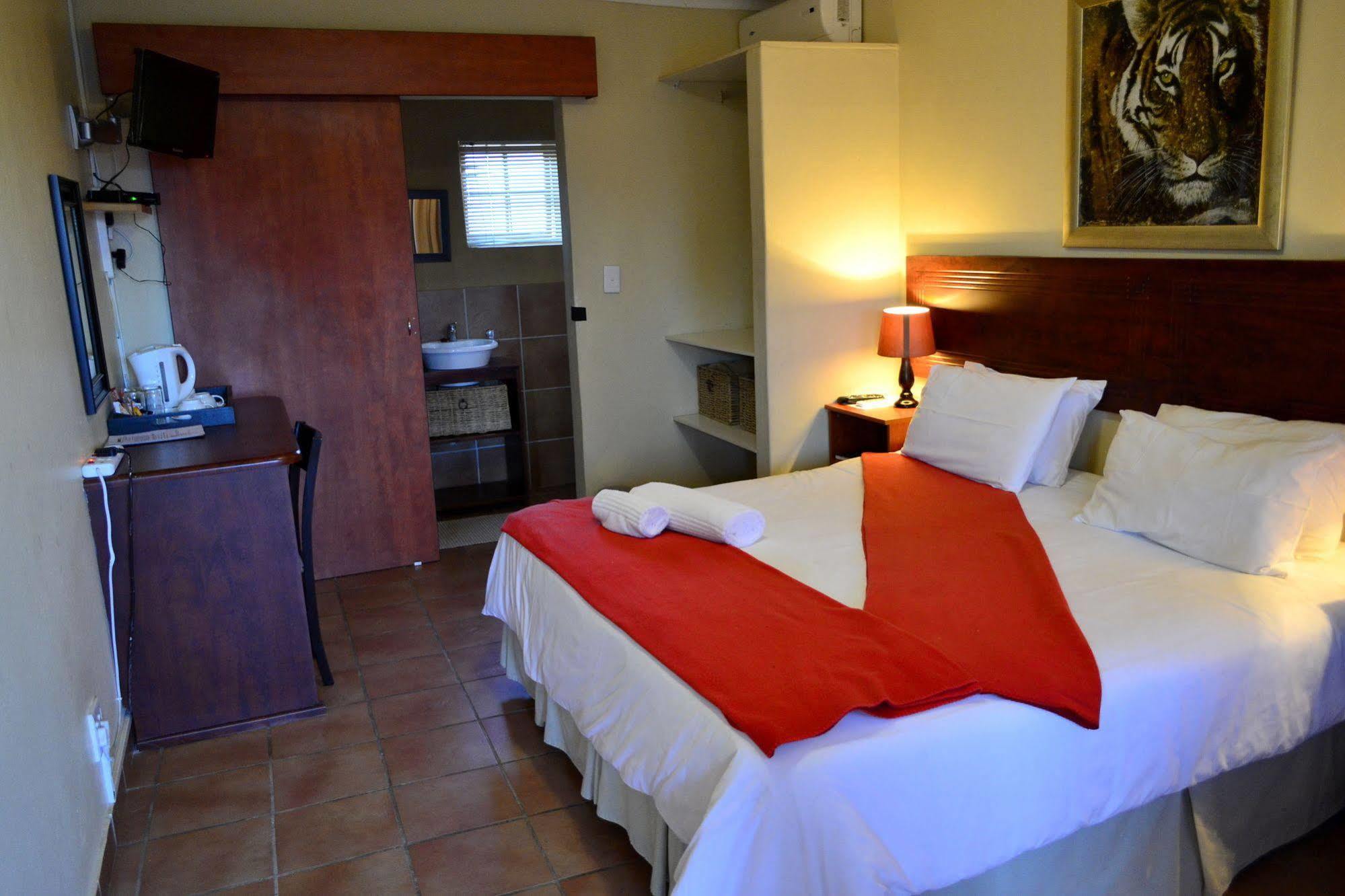 Morulana Guest House Kempton Park Exterior foto