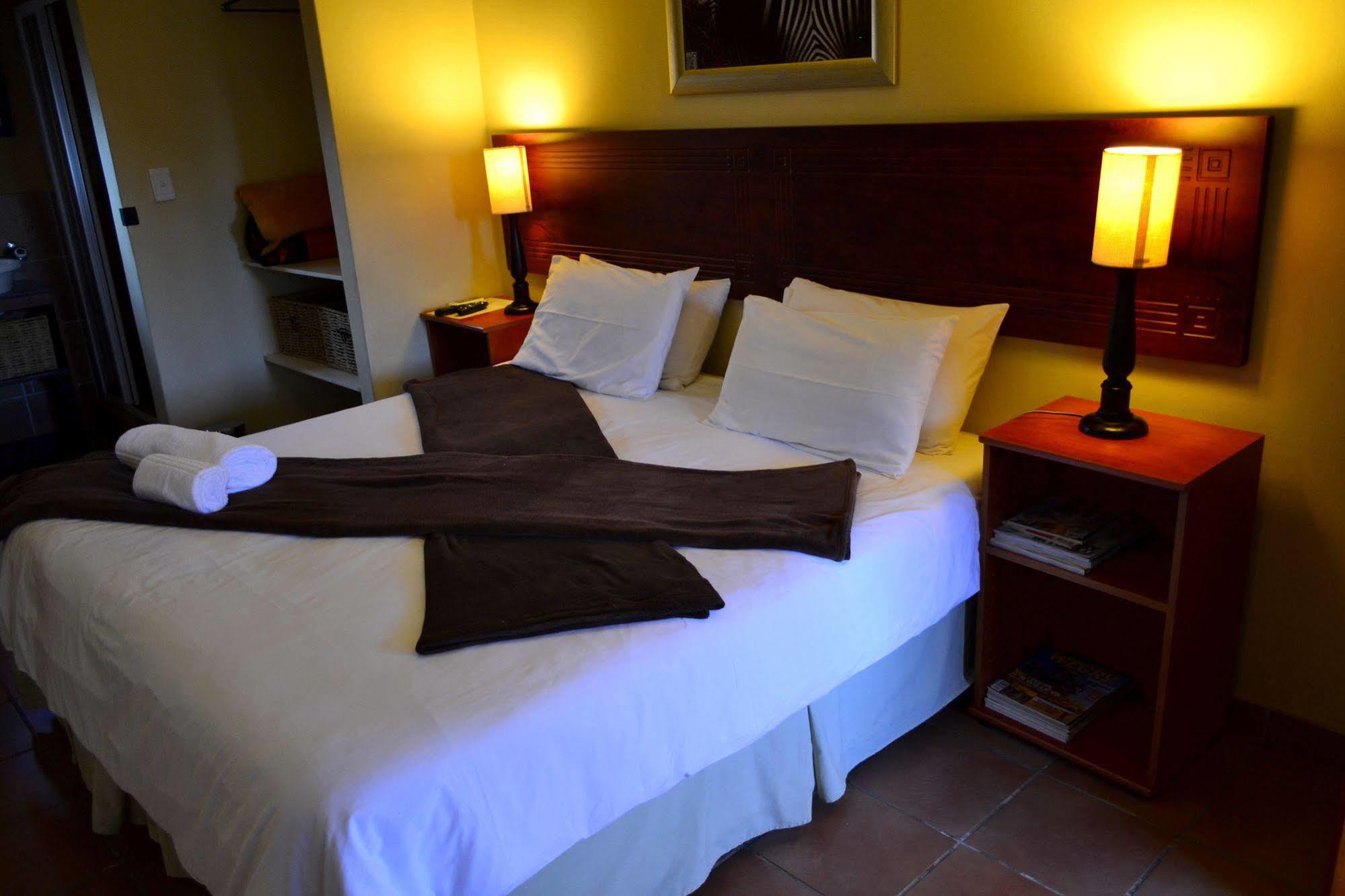 Morulana Guest House Kempton Park Exterior foto