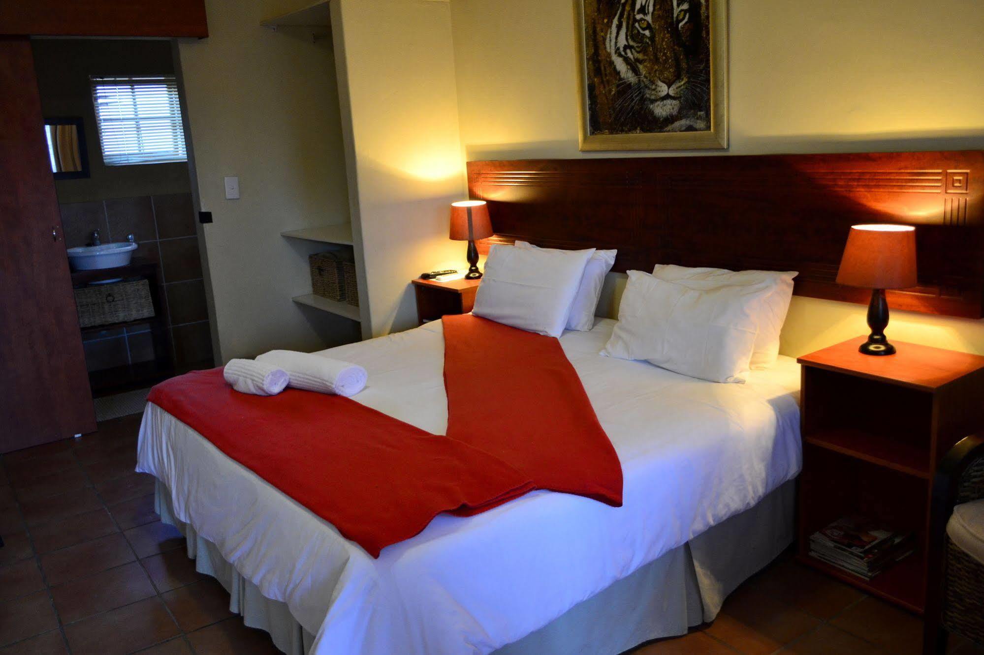 Morulana Guest House Kempton Park Exterior foto