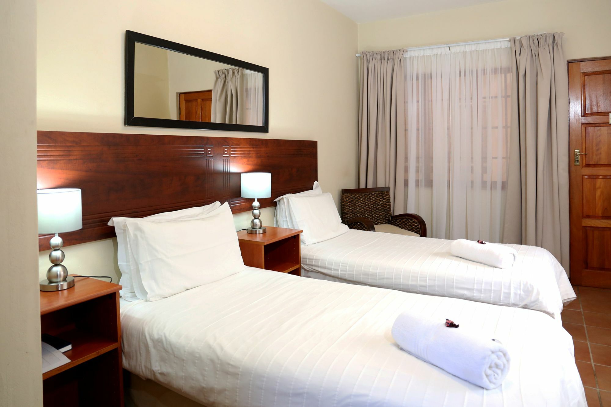 Morulana Guest House Kempton Park Exterior foto